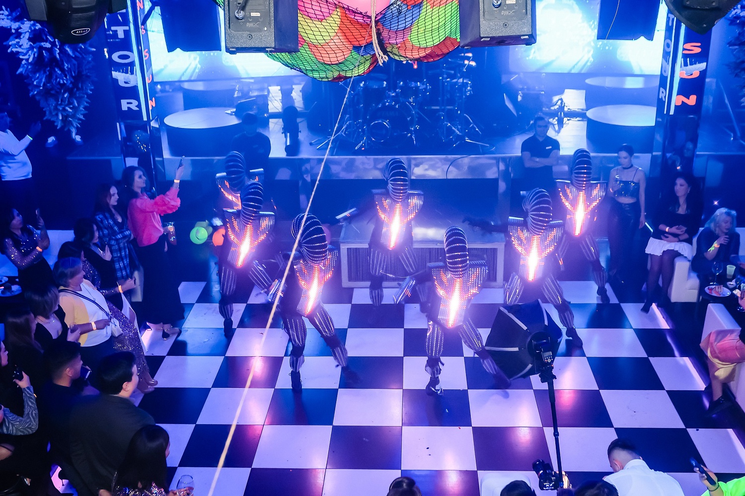 Fun & Sun Neon Party