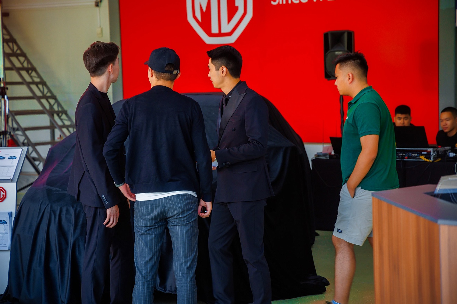 MG открытие Дилерского центра