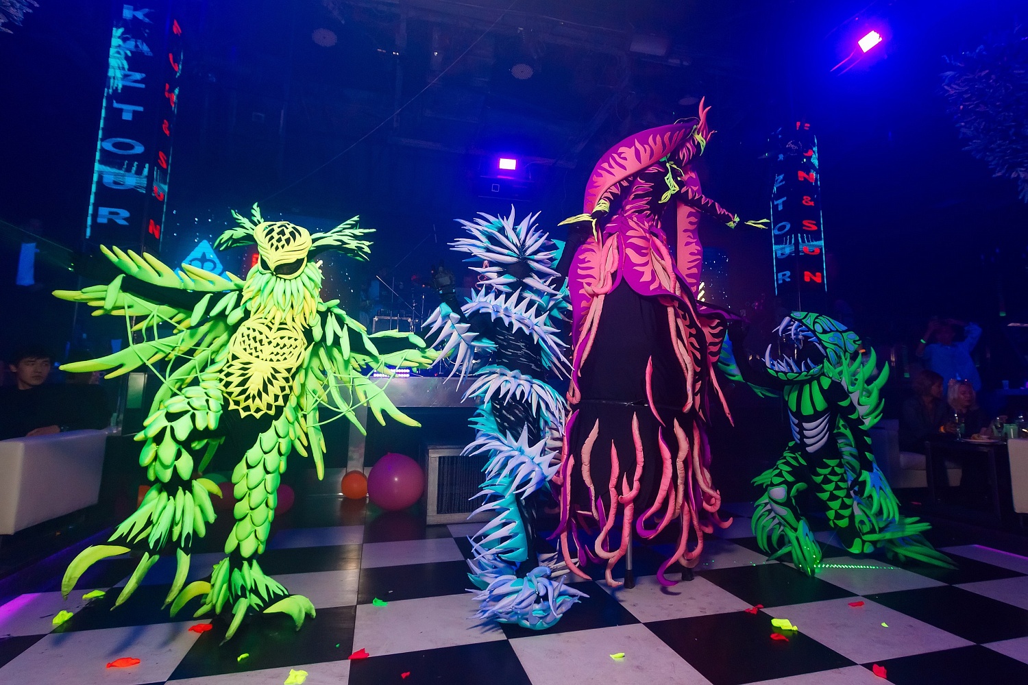 Fun & Sun Neon Party