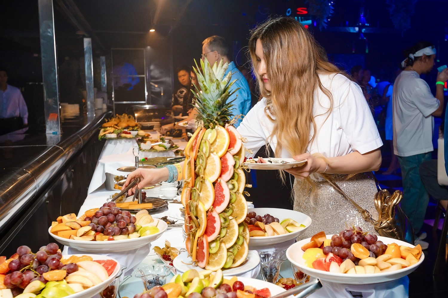 Fun & Sun Neon Party