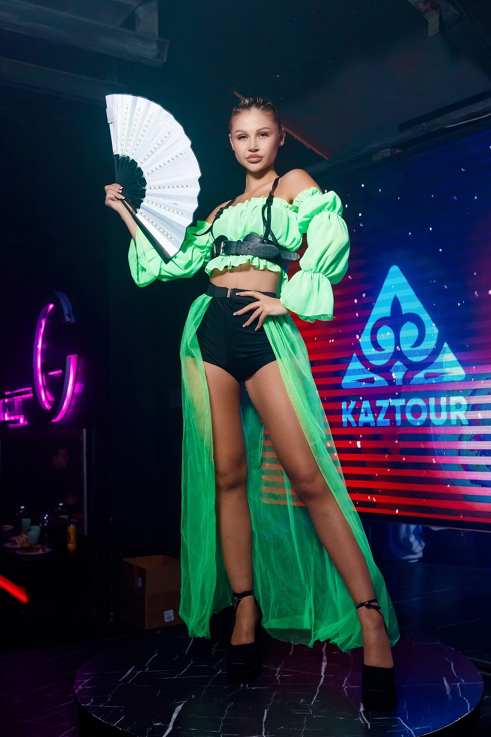 Fun & Sun Neon Party