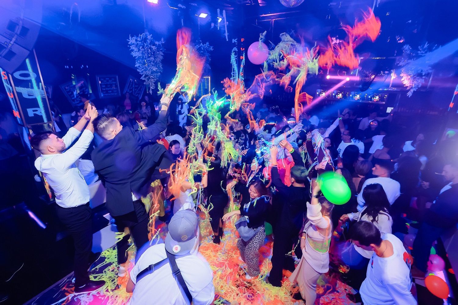 Fun & Sun Neon Party