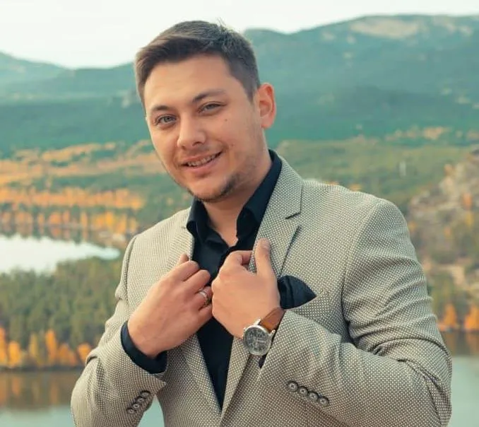 Андрей Арьянов